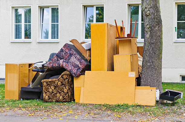 Best Attic Cleanout Services  in Lewisburg, WV